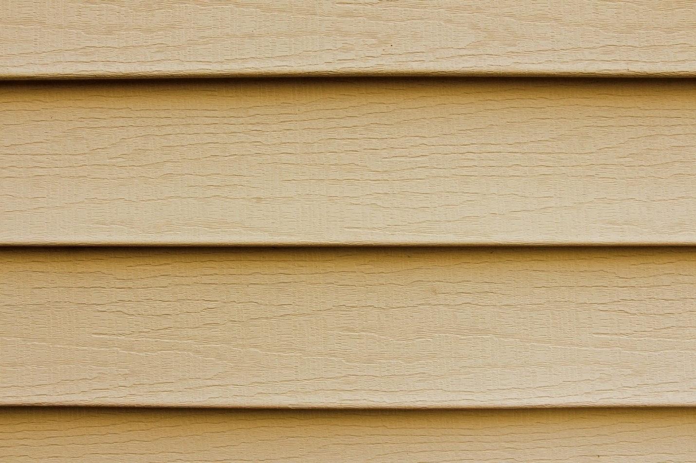 The Advantages of Insulated Vinyl Siding Northland